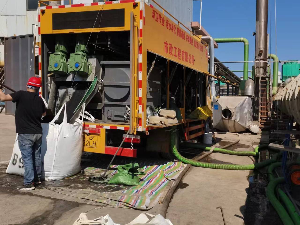 宁海淤泥压干处理